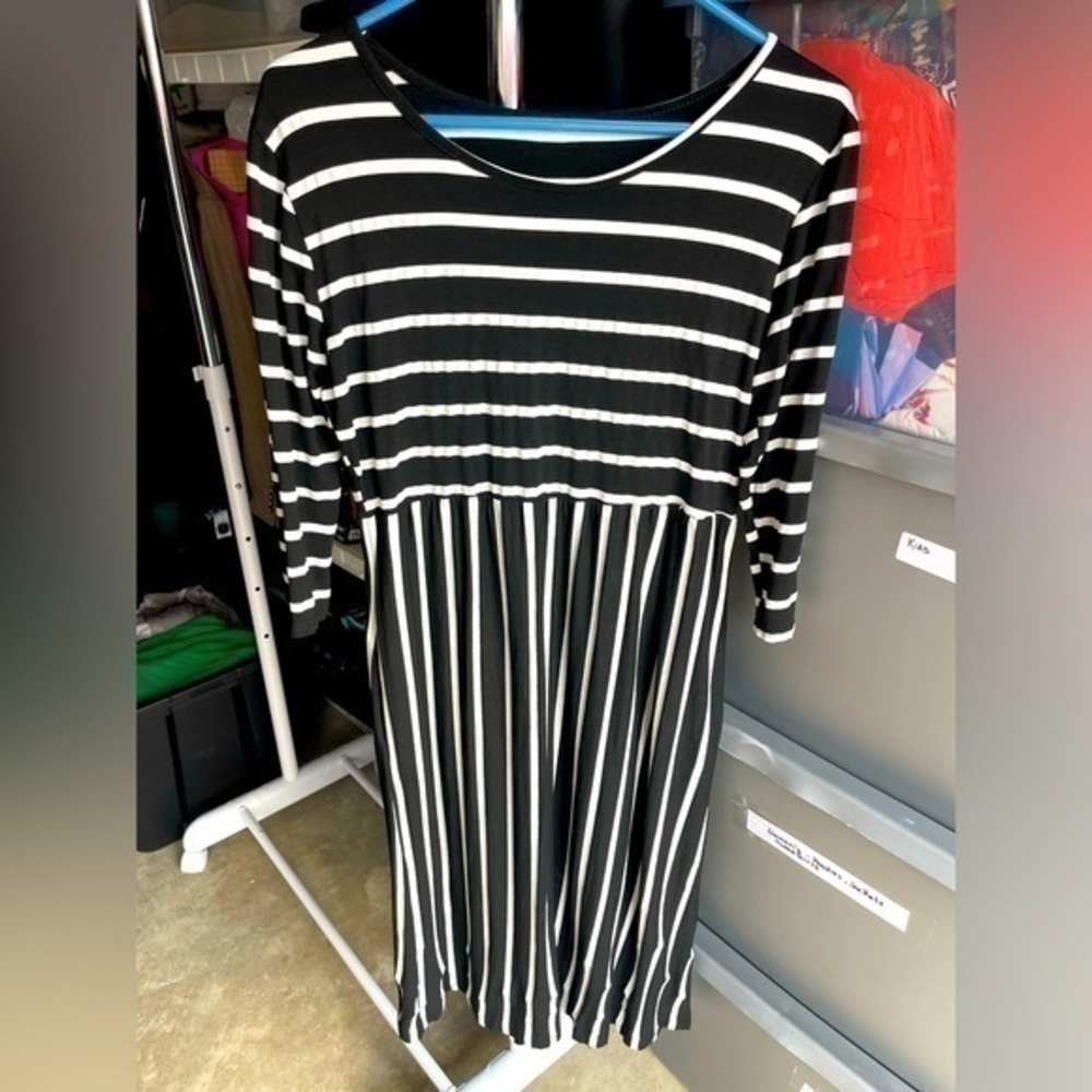 Women’s size Large stripe dress